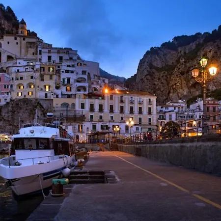 Gallery & Casa de hóspedes