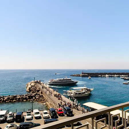 Gallery & * Amalfi