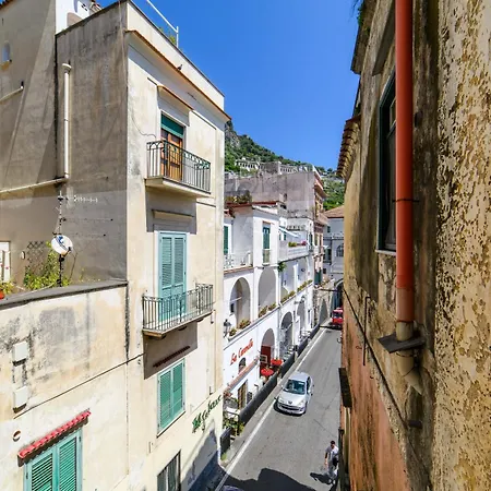 Pensjonat Gallery & Amalfi