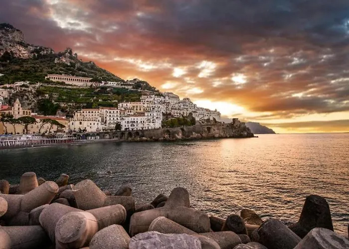 Gallery & * Amalfi